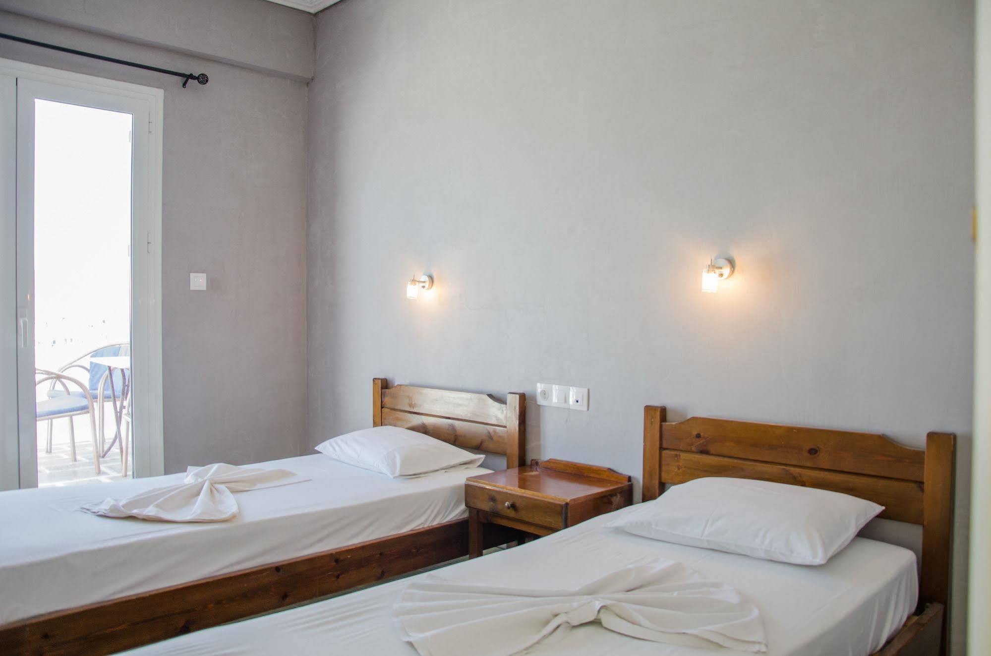 George&Irene Hotel Íos Khóra Eksteriør bilde