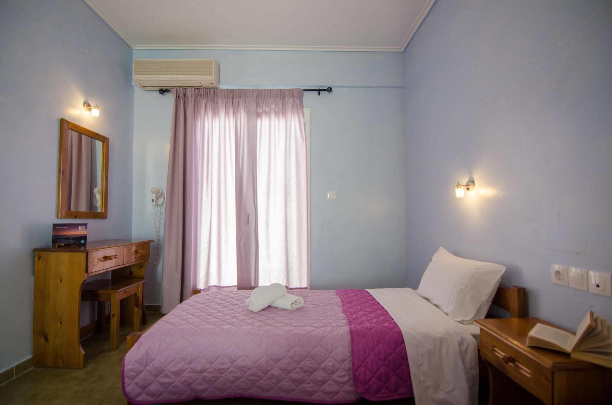 George&Irene Hotel Íos Khóra Eksteriør bilde