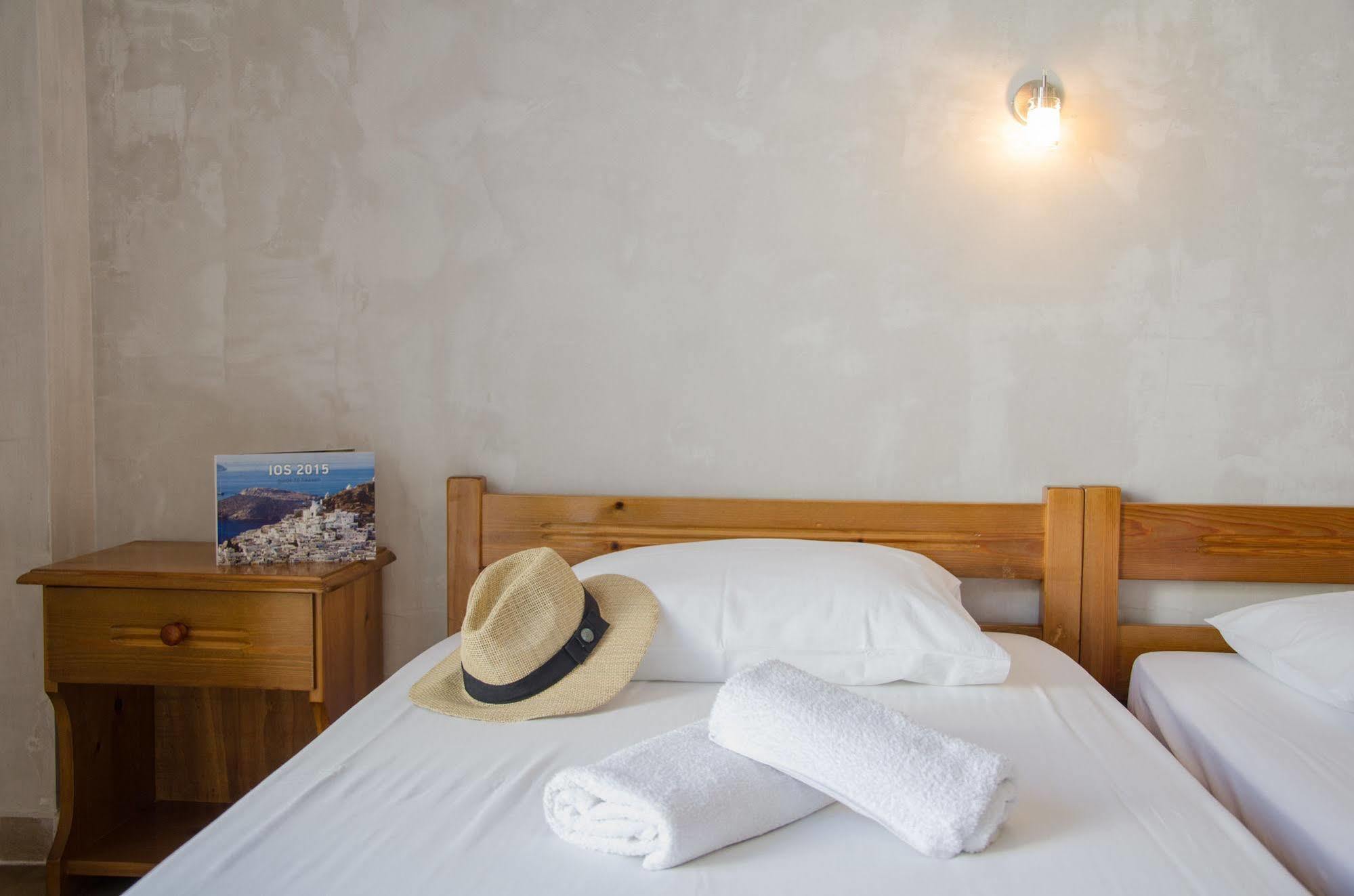 George&Irene Hotel Íos Khóra Eksteriør bilde